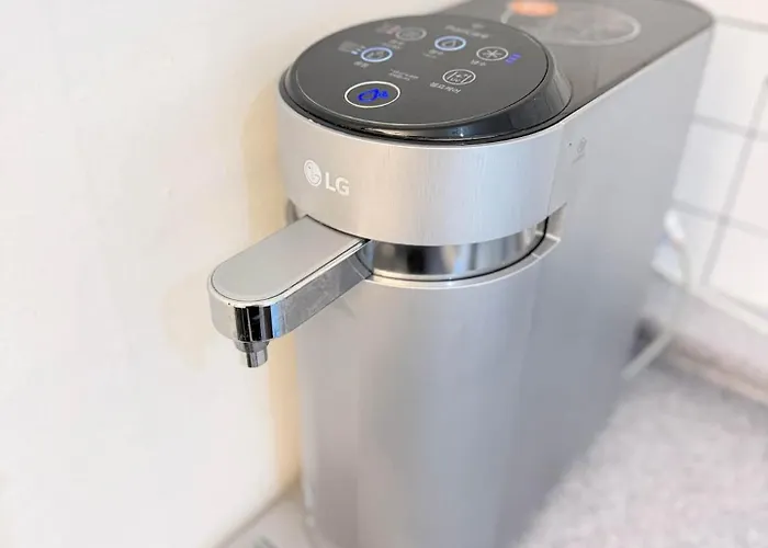 Hongdae 33 *
